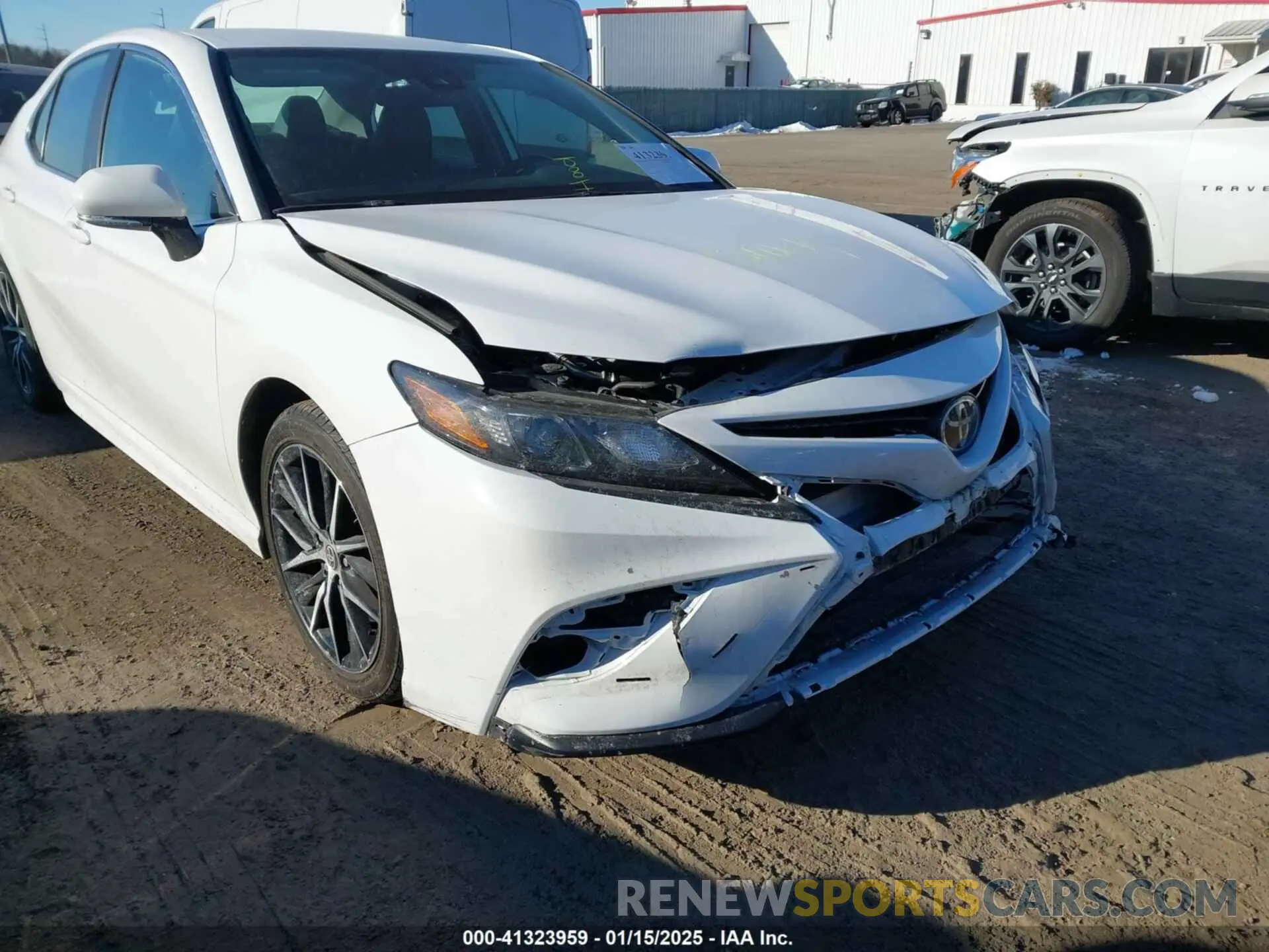 17 Фотография поврежденного автомобиля 4T1G11AK2NU683803 TOYOTA CAMRY 2022