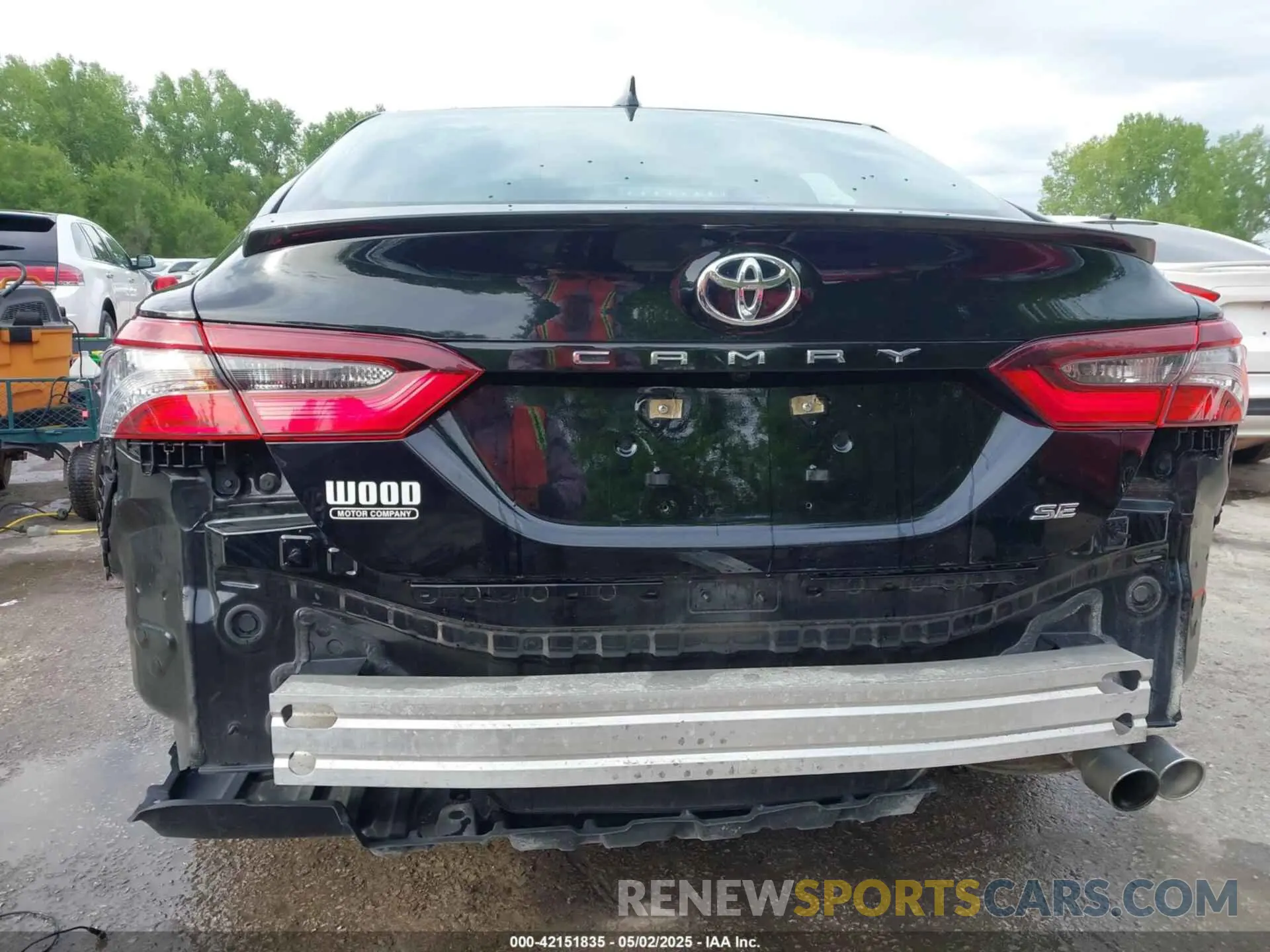 18 Photograph of a damaged car 4T1G11AK2NU687608 TOYOTA CAMRY 2022