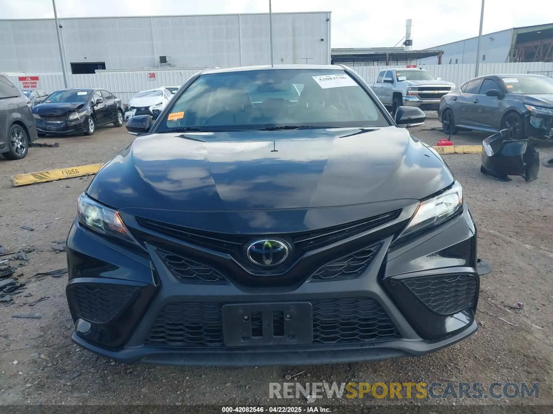 13 Photograph of a damaged car 4T1G11AK2NU711650 TOYOTA CAMRY 2022