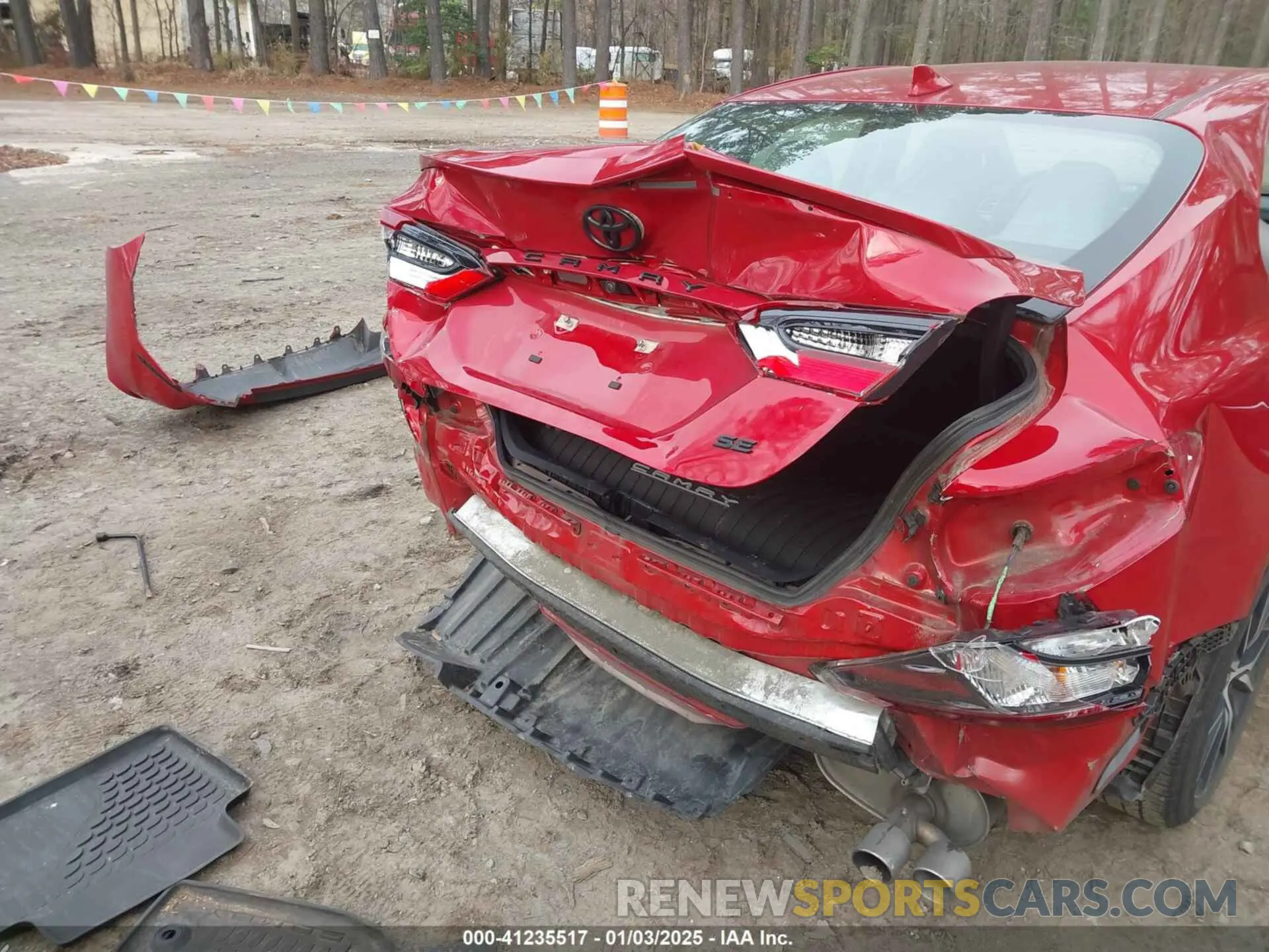 6 Photograph of a damaged car 4T1G11AK3NU019896 TOYOTA CAMRY 2022
