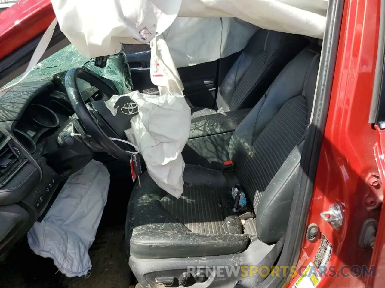 7 Photograph of a damaged car 4T1G11AK3NU022703 TOYOTA CAMRY 2022