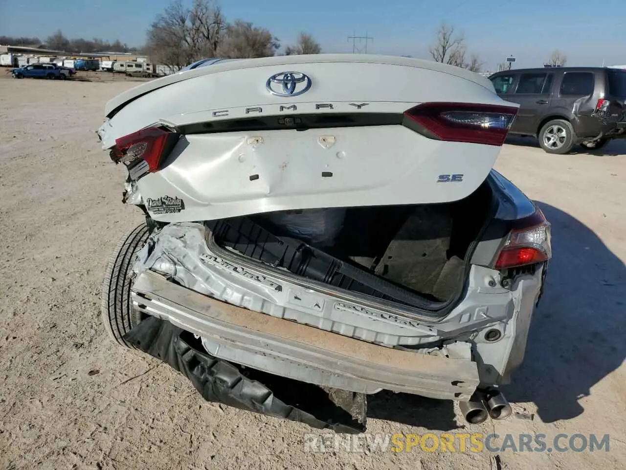 6 Фотография поврежденного автомобиля 4T1G11AK3NU043311 TOYOTA CAMRY 2022