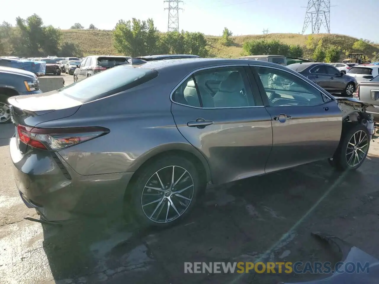 3 Фотография поврежденного автомобиля 4T1G11AK3NU045513 TOYOTA CAMRY 2022