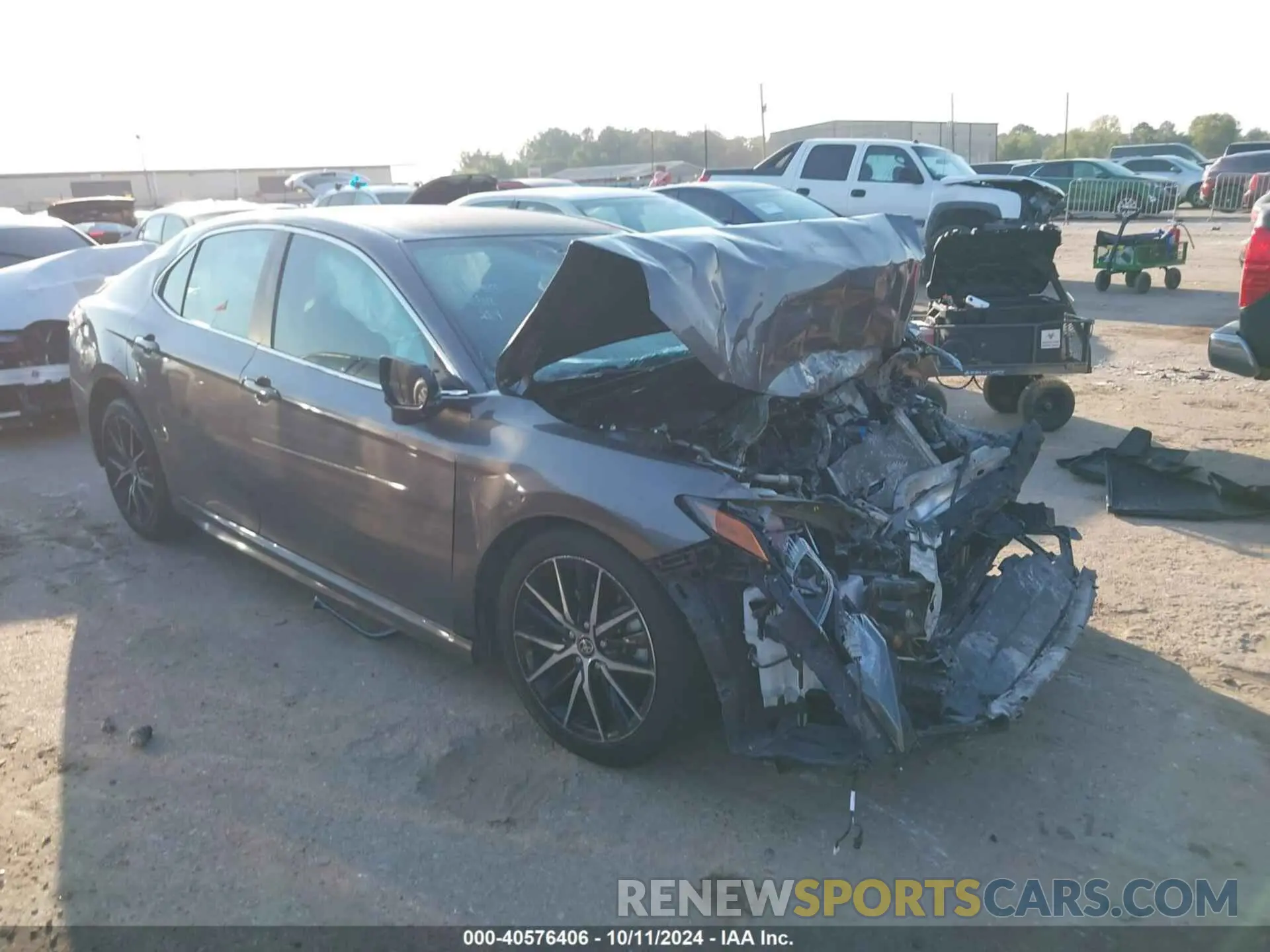 1 Photograph of a damaged car 4T1G11AK3NU620385 TOYOTA CAMRY 2022
