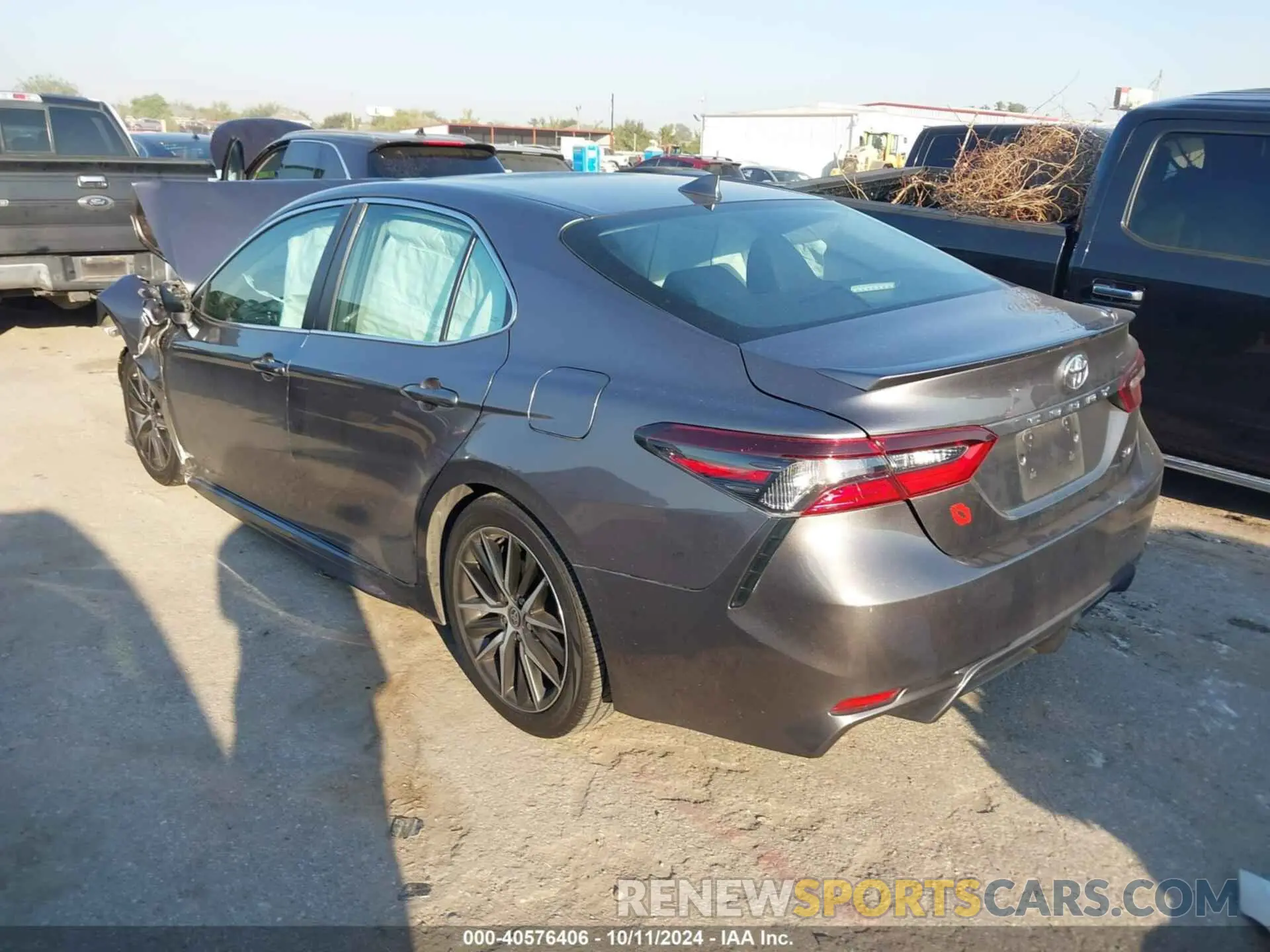 3 Photograph of a damaged car 4T1G11AK3NU620385 TOYOTA CAMRY 2022