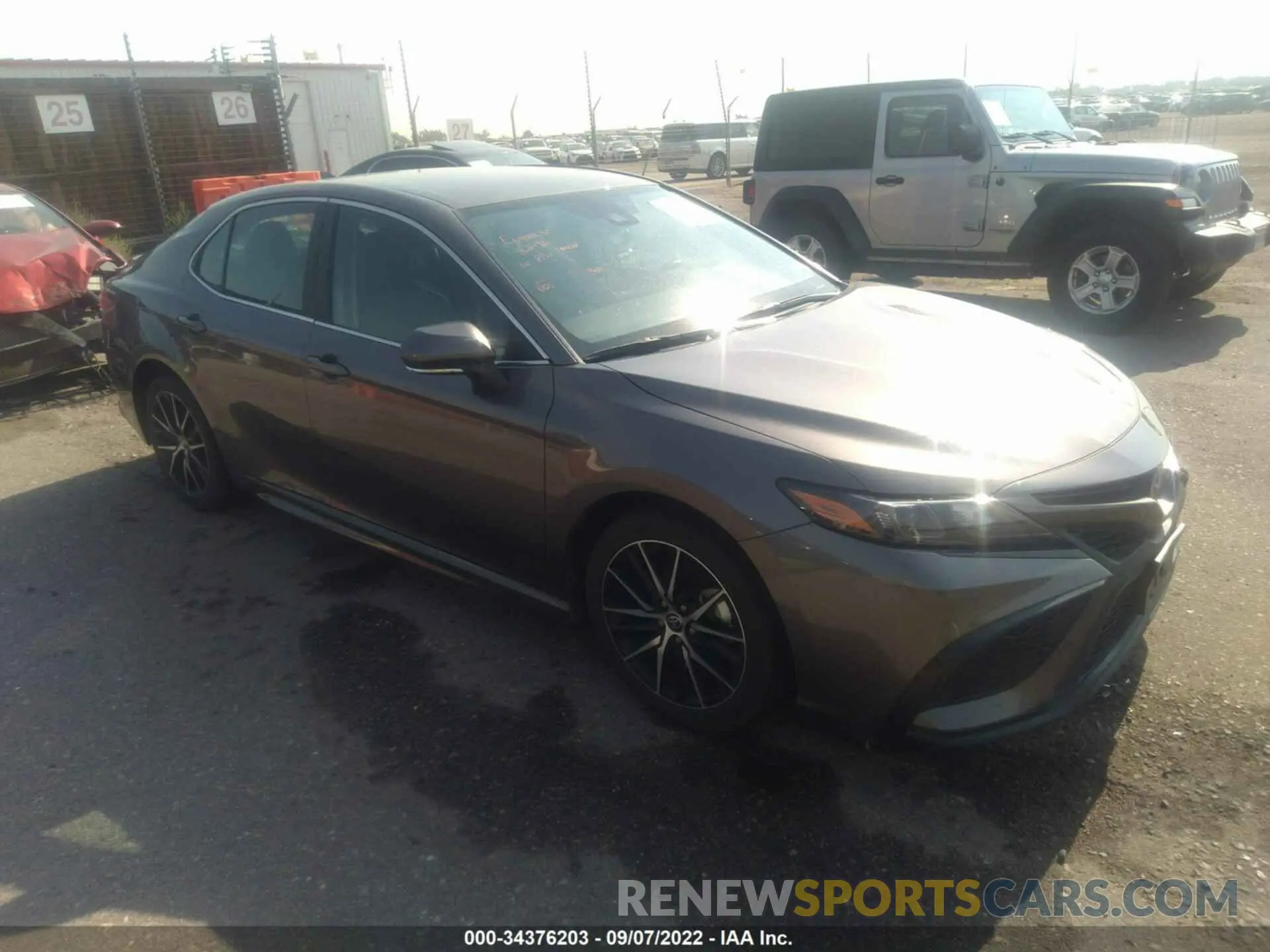 1 Photograph of a damaged car 4T1G11AK3NU622928 TOYOTA CAMRY 2022