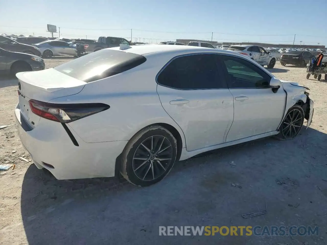 3 Photograph of a damaged car 4T1G11AK3NU634481 TOYOTA CAMRY 2022