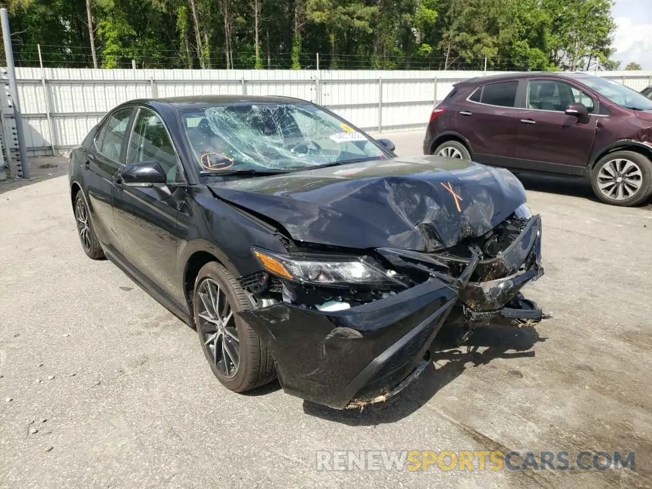 1 Photograph of a damaged car 4T1G11AK3NU644041 TOYOTA CAMRY 2022
