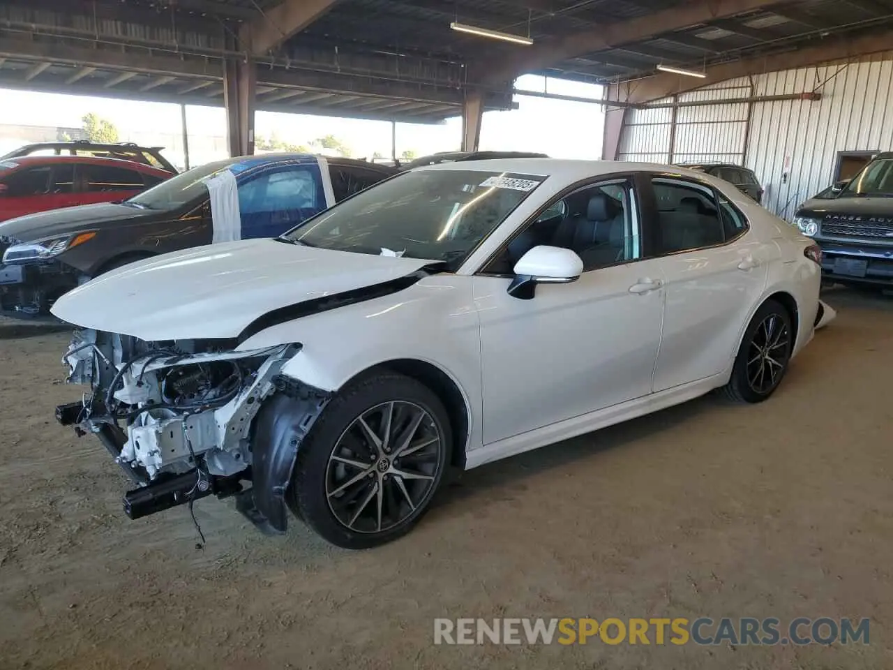 1 Photograph of a damaged car 4T1G11AK3NU645528 TOYOTA CAMRY 2022