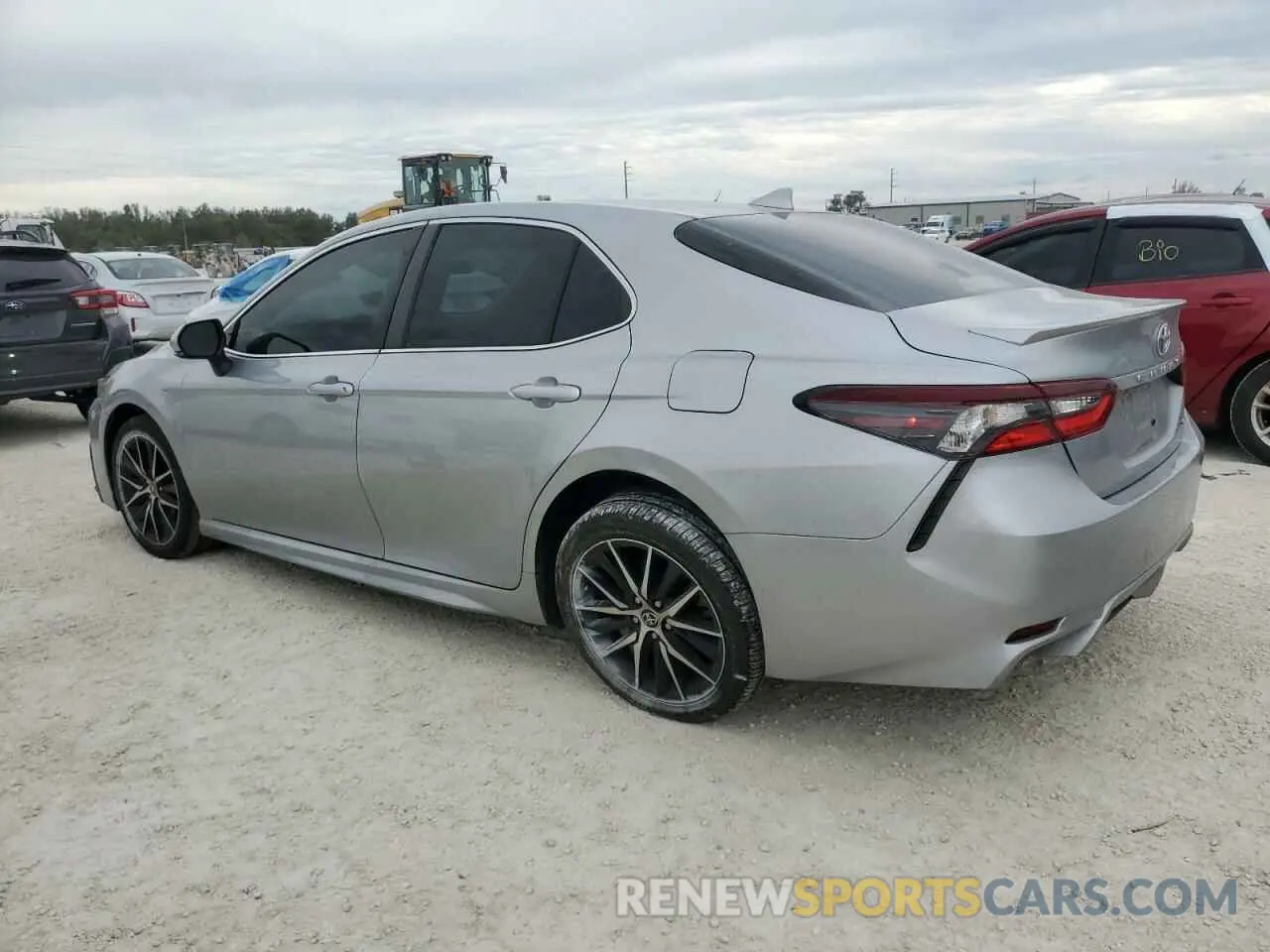 2 Photograph of a damaged car 4T1G11AK3NU646338 TOYOTA CAMRY 2022