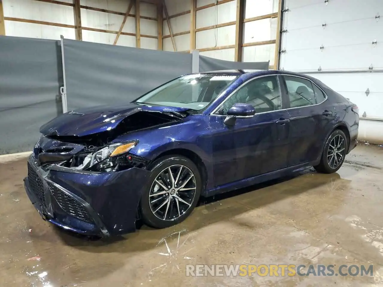 1 Photograph of a damaged car 4T1G11AK3NU666167 TOYOTA CAMRY 2022
