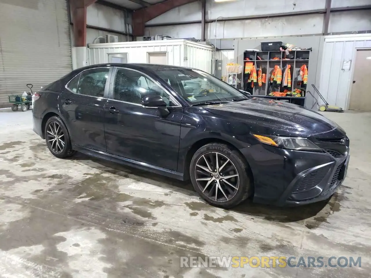 4 Photograph of a damaged car 4T1G11AK3NU675712 TOYOTA CAMRY 2022