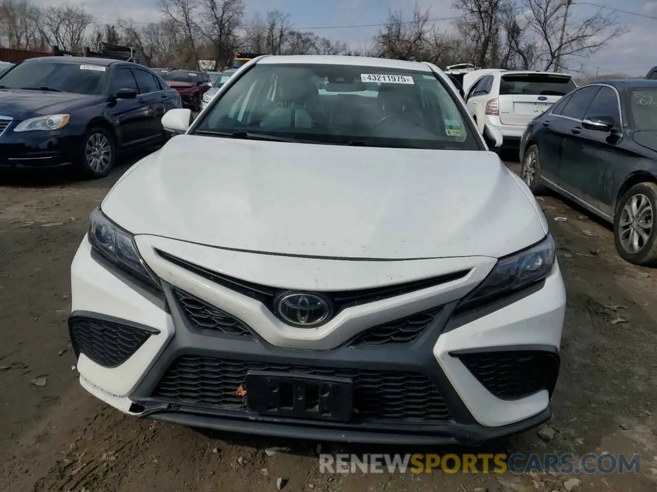 5 Photograph of a damaged car 4T1G11AK3NU684104 TOYOTA CAMRY 2022