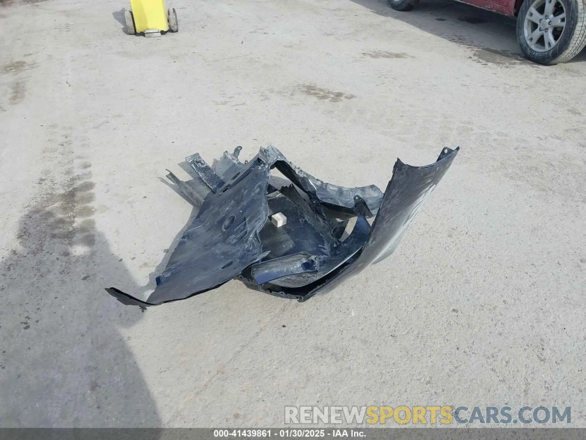 12 Photograph of a damaged car 4T1G11AK3NU715805 TOYOTA CAMRY 2022