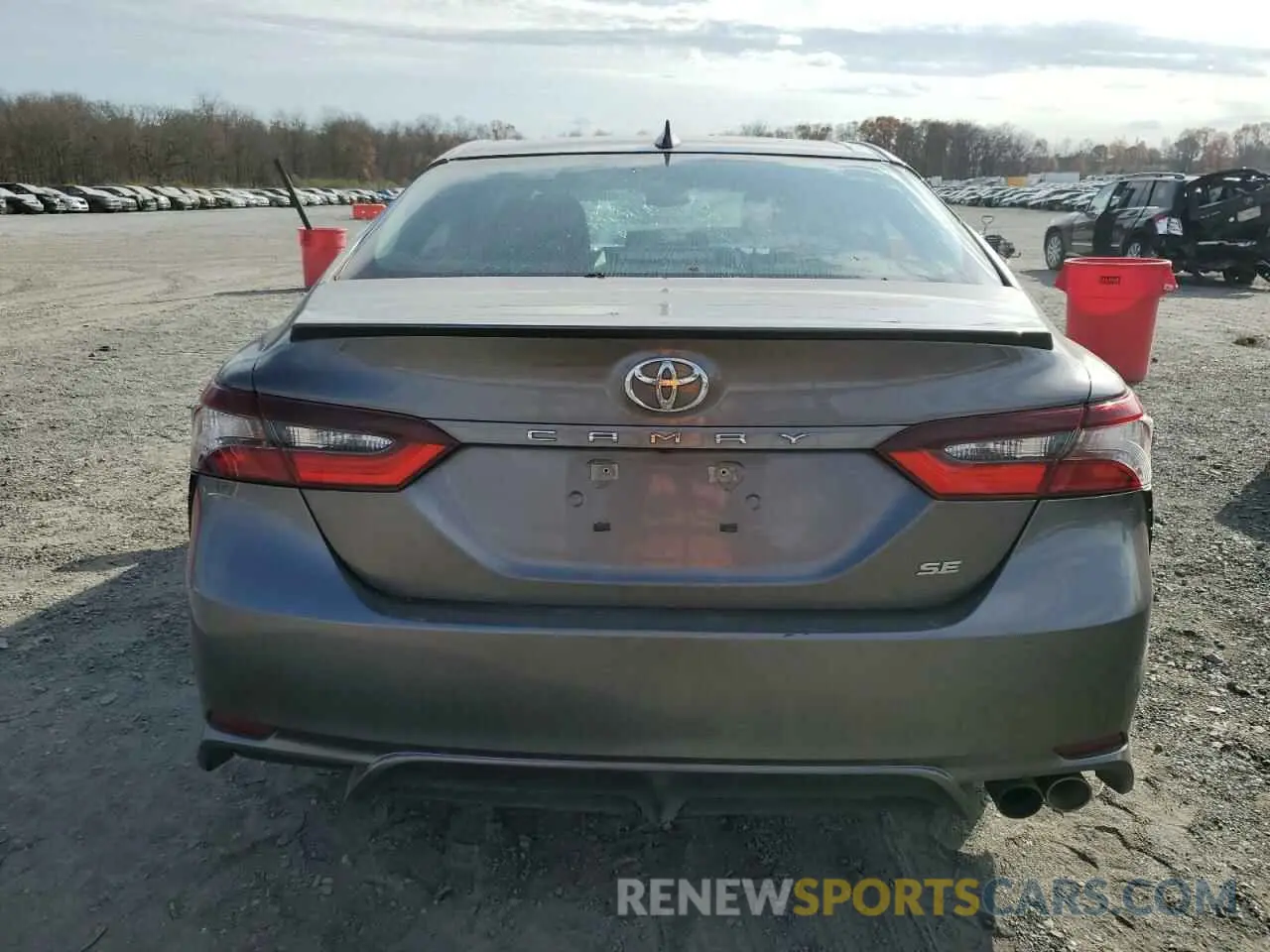 6 Photograph of a damaged car 4T1G11AK4NU019714 TOYOTA CAMRY 2022