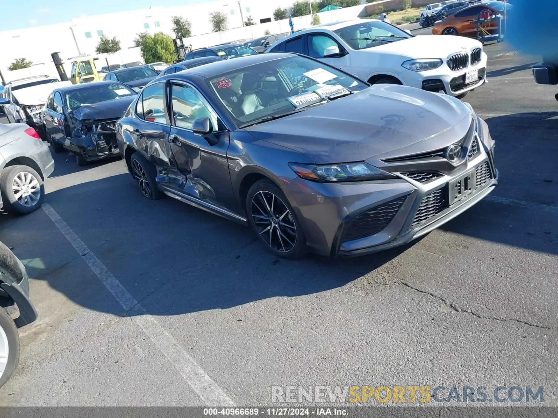 1 Фотография поврежденного автомобиля 4T1G11AK4NU028364 TOYOTA CAMRY 2022