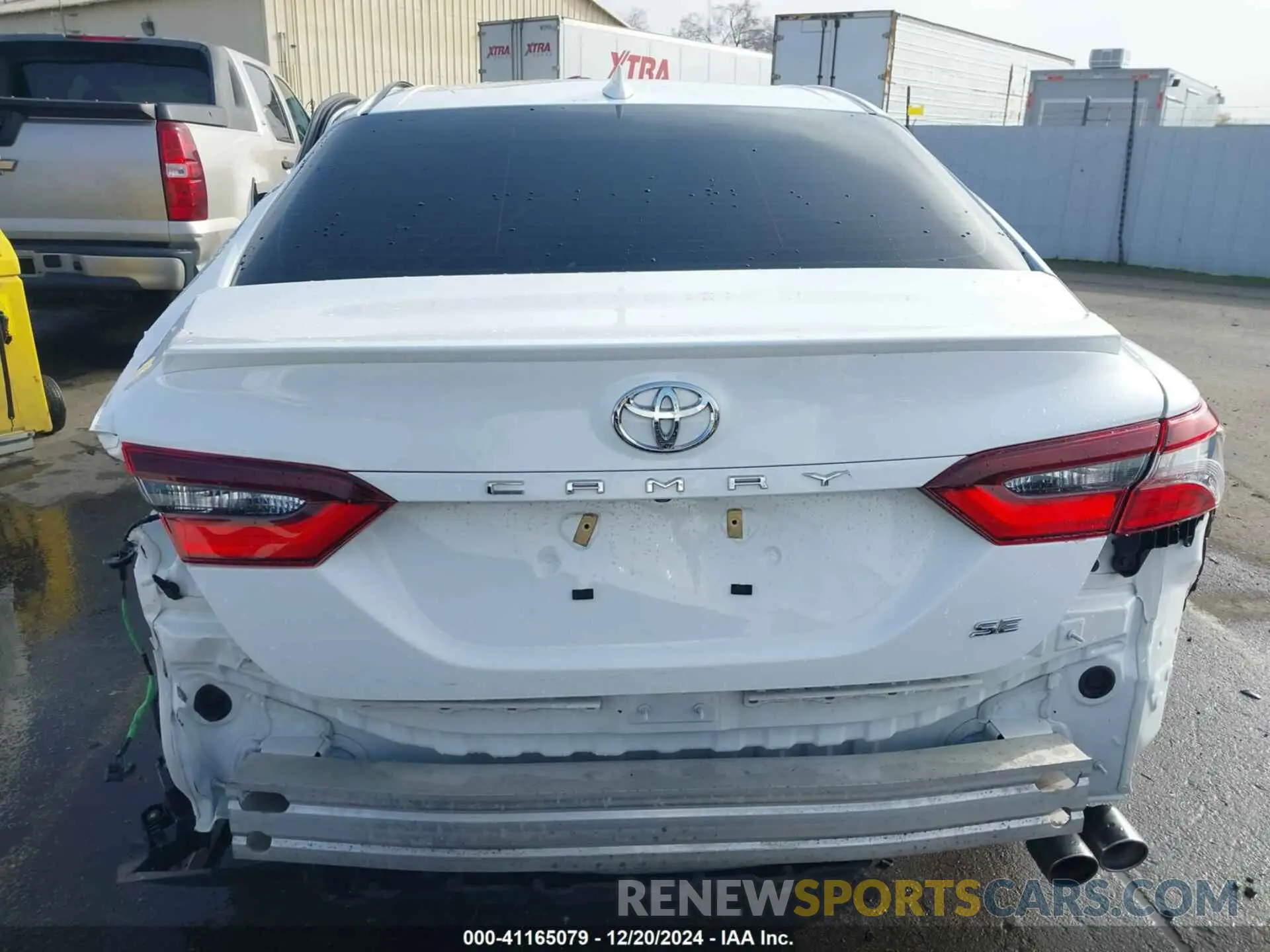 17 Photograph of a damaged car 4T1G11AK4NU050817 TOYOTA CAMRY 2022