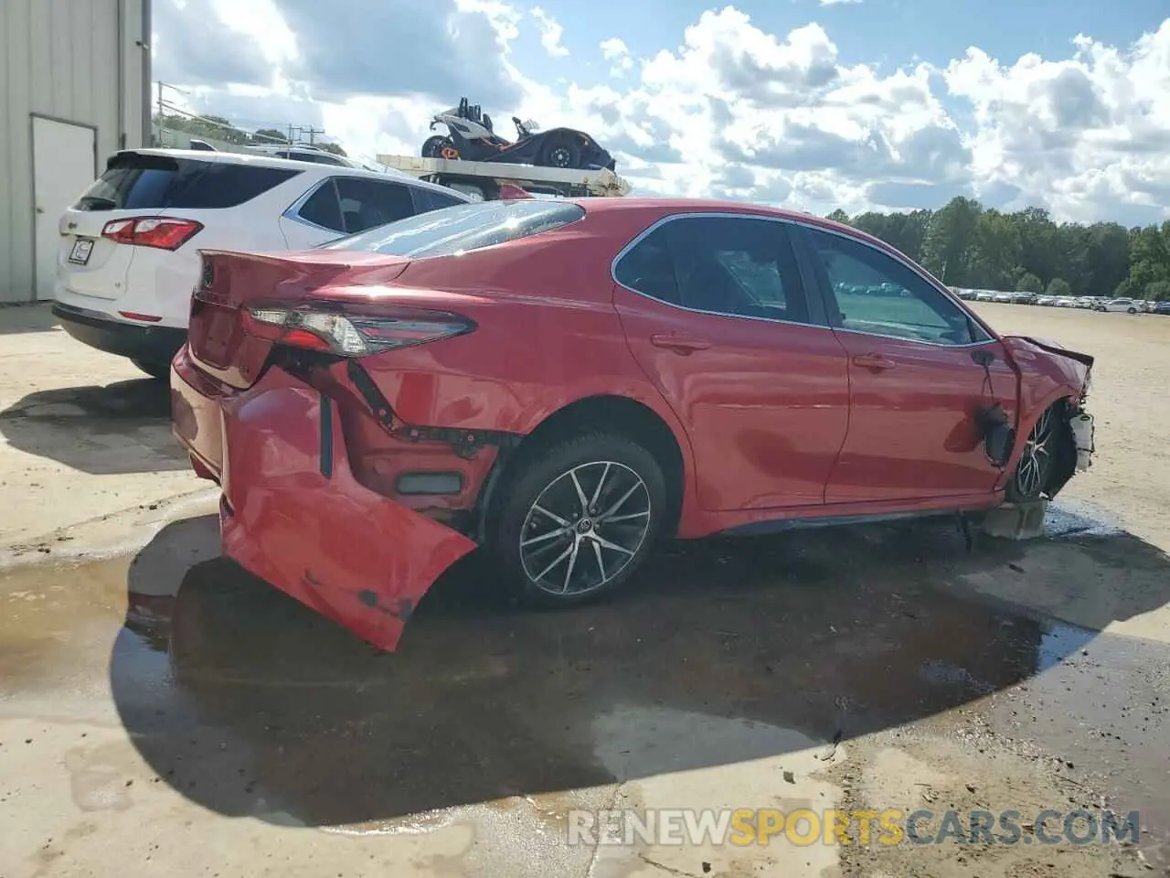3 Photograph of a damaged car 4T1G11AK4NU061185 TOYOTA CAMRY 2022