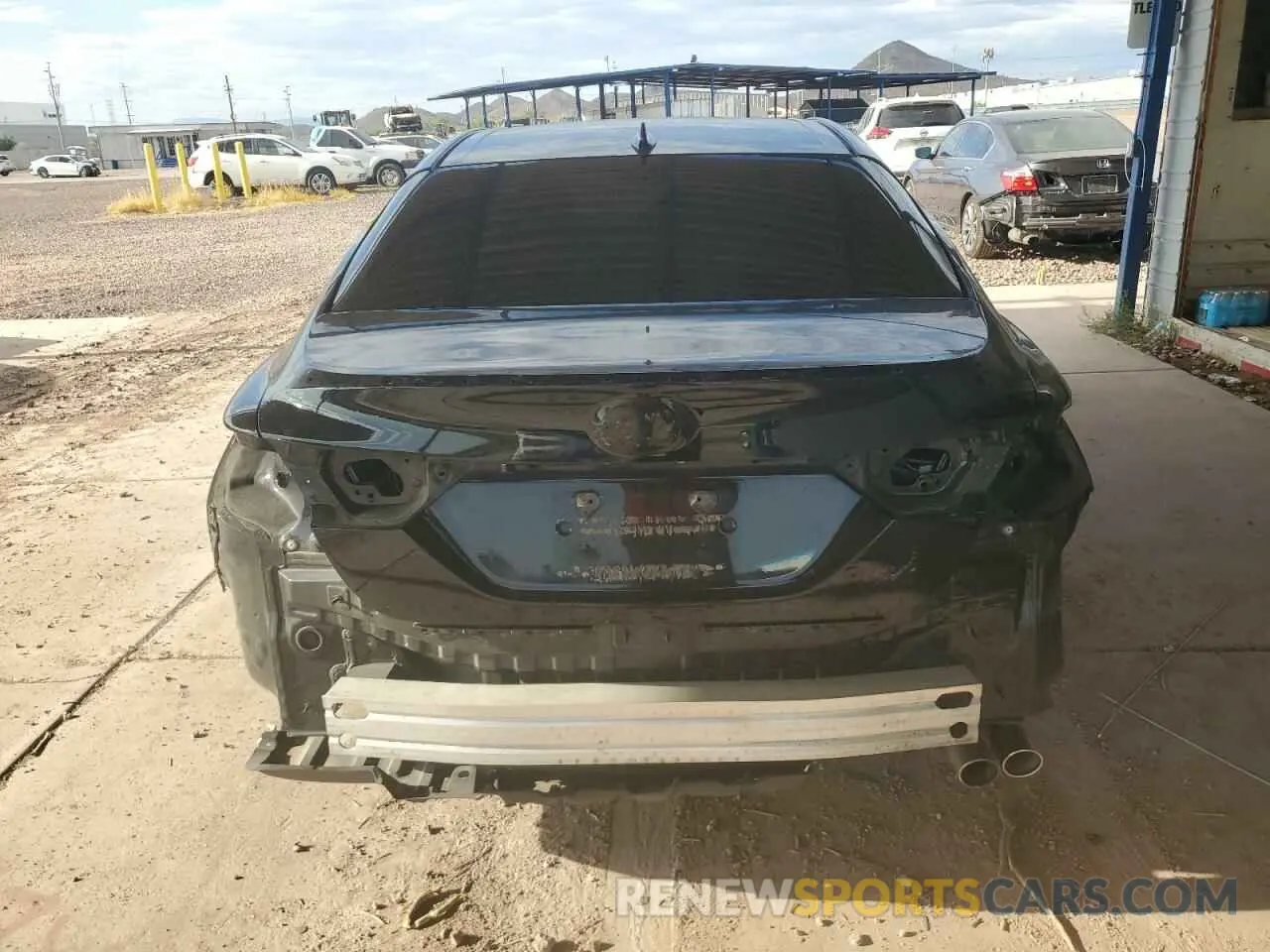 6 Photograph of a damaged car 4T1G11AK4NU661110 TOYOTA CAMRY 2022