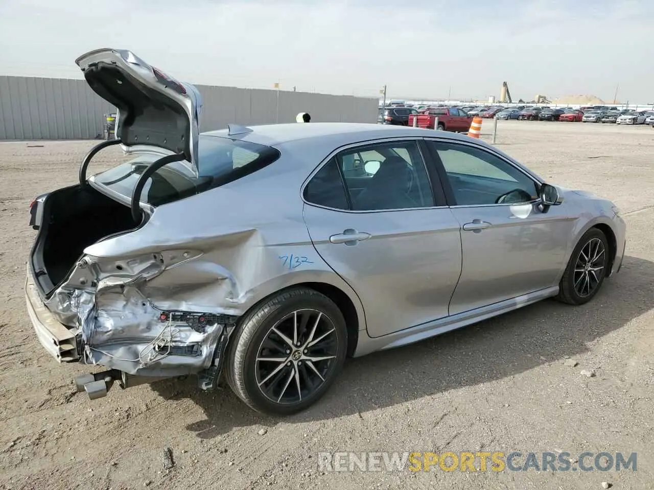 3 Photograph of a damaged car 4T1G11AK4NU667120 TOYOTA CAMRY 2022