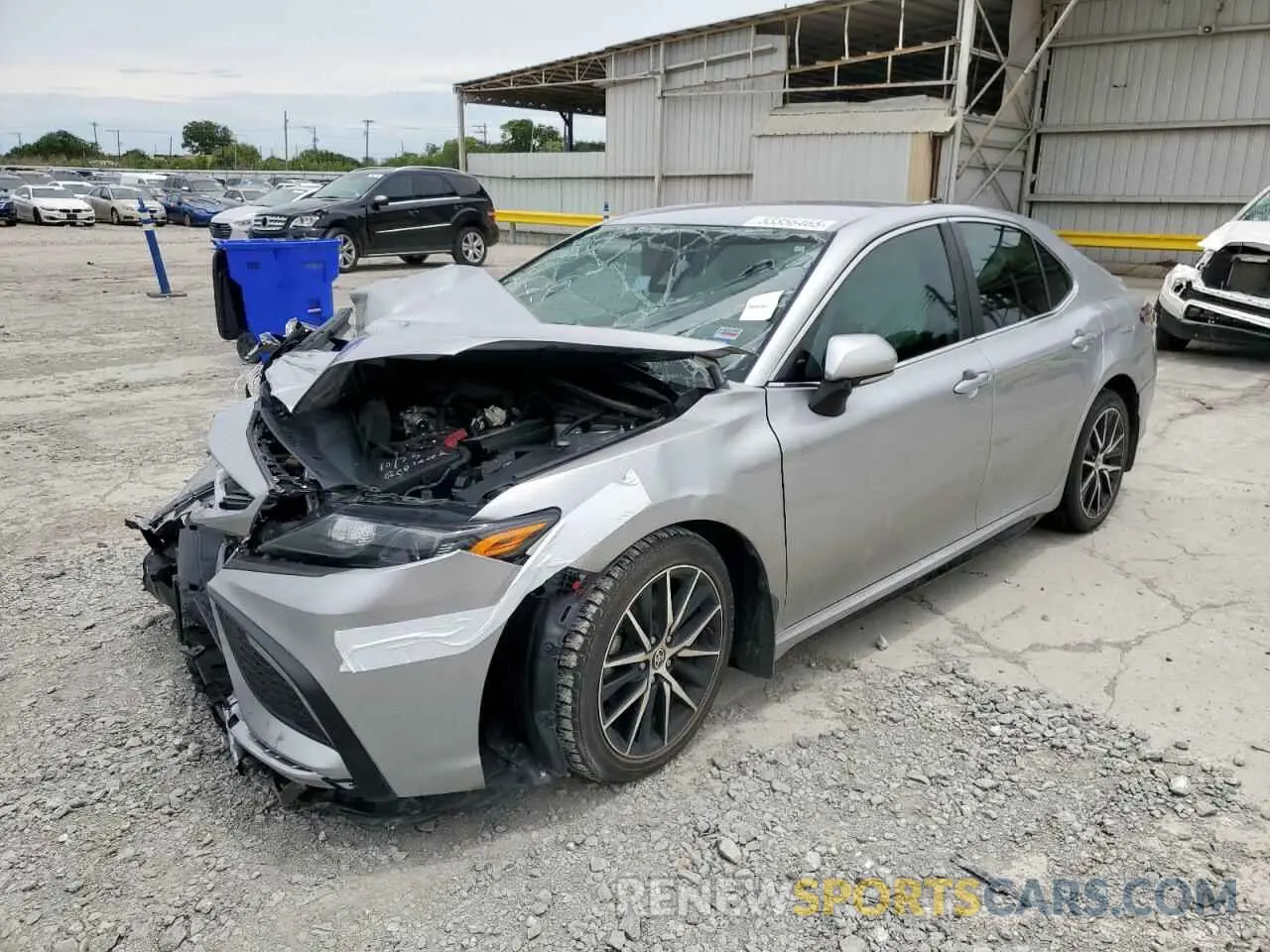 1 Фотография поврежденного автомобиля 4T1G11AK4NU673399 TOYOTA CAMRY 2022