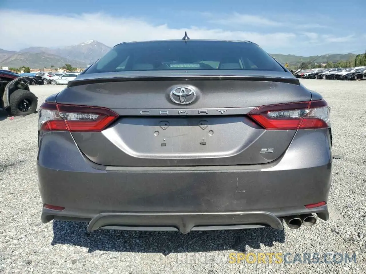 6 Photograph of a damaged car 4T1G11AK4NU684242 TOYOTA CAMRY 2022