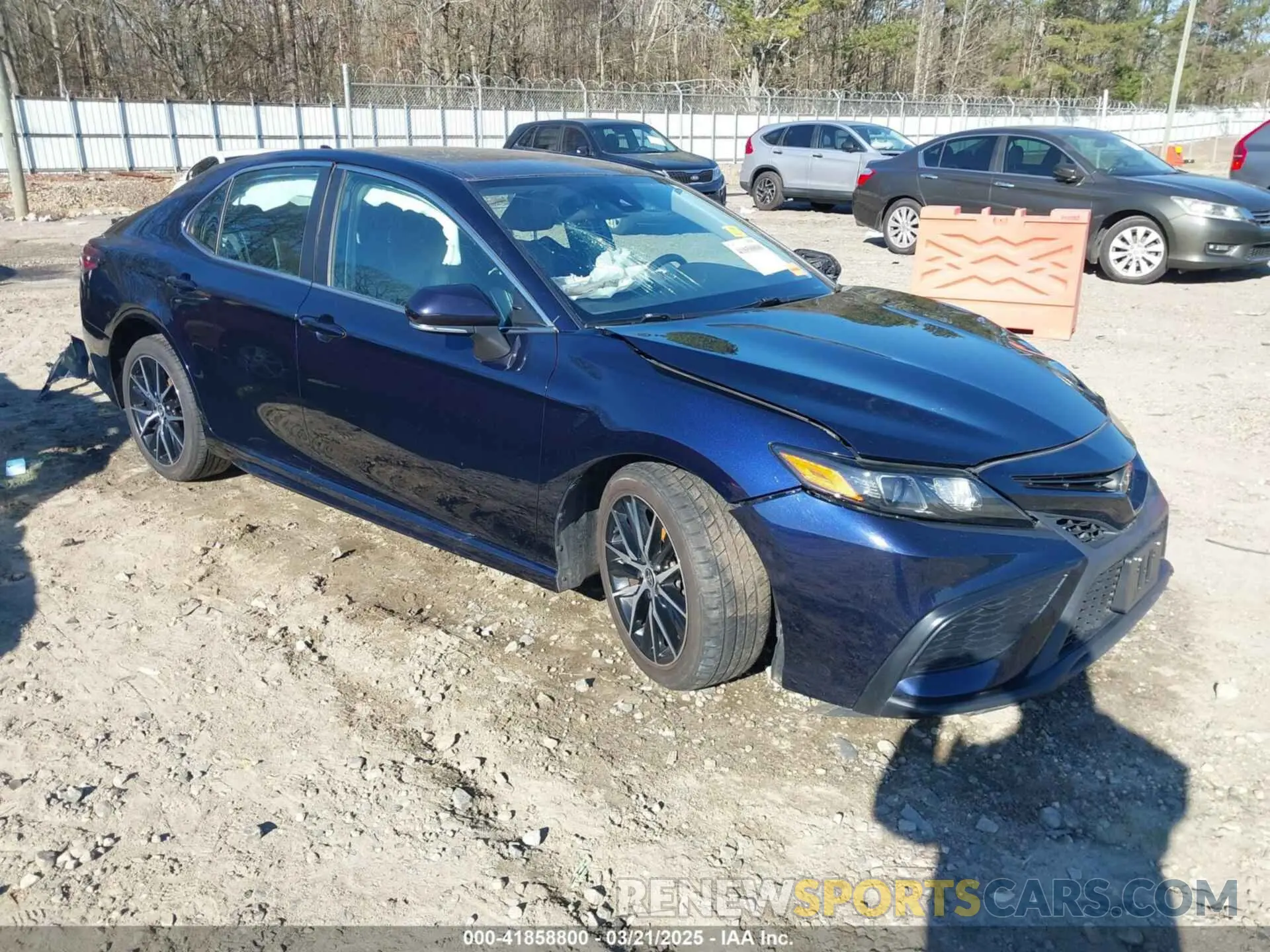 1 Photograph of a damaged car 4T1G11AK4NU686704 TOYOTA CAMRY 2022