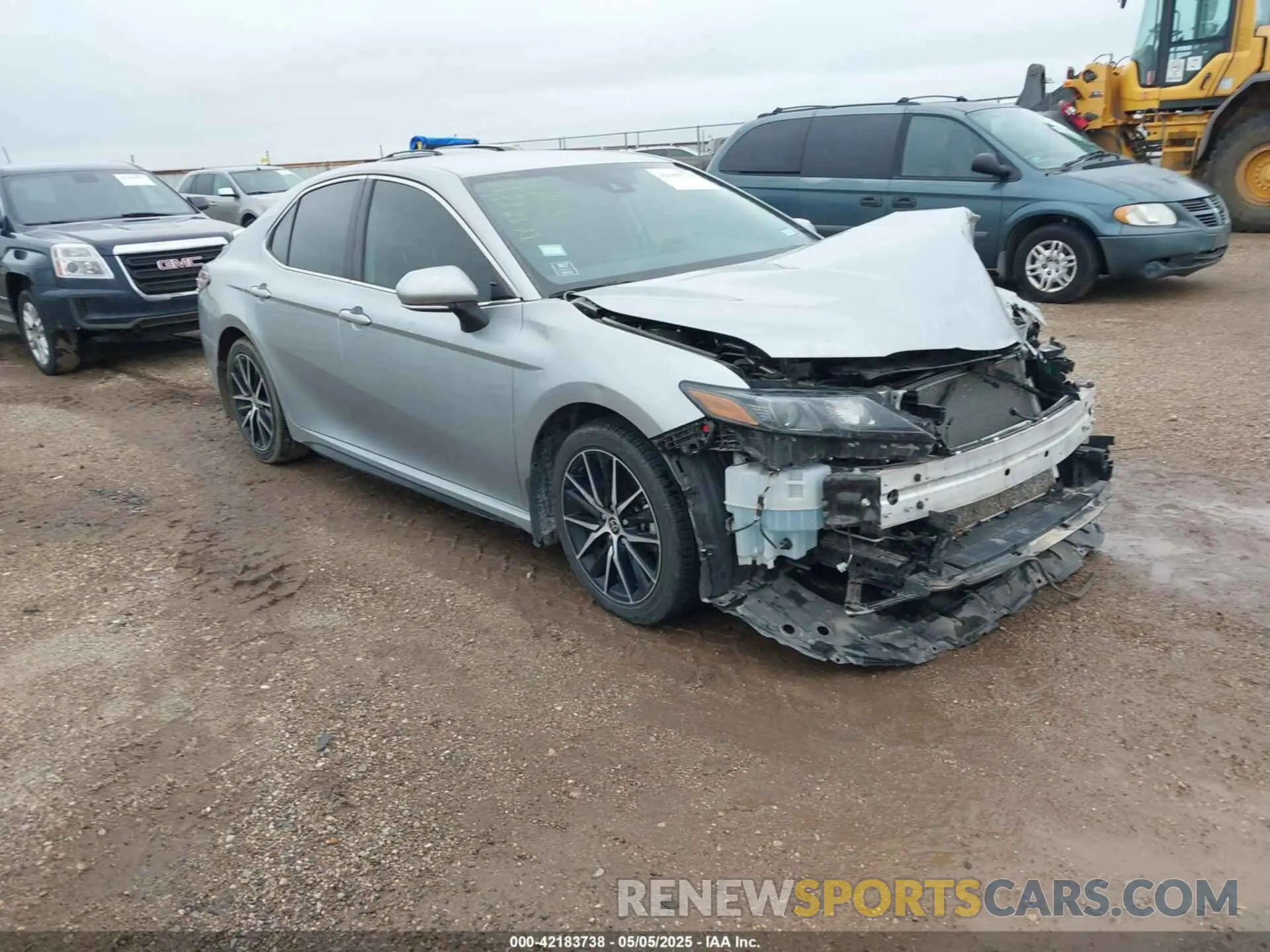 1 Фотография поврежденного автомобиля 4T1G11AK4NU690560 TOYOTA CAMRY 2022