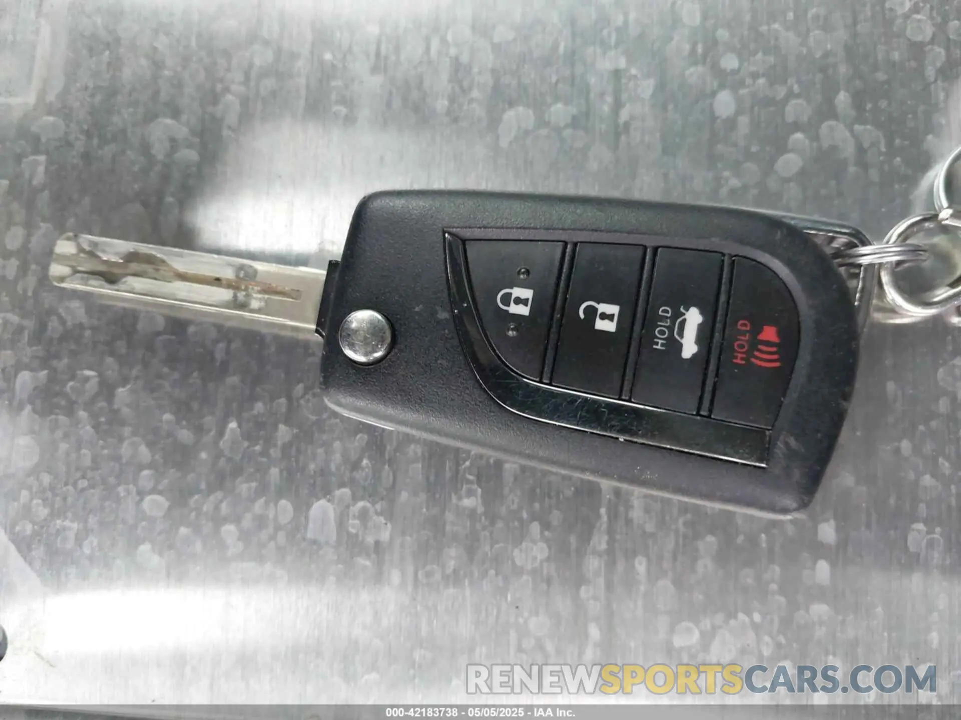 11 Фотография поврежденного автомобиля 4T1G11AK4NU690560 TOYOTA CAMRY 2022