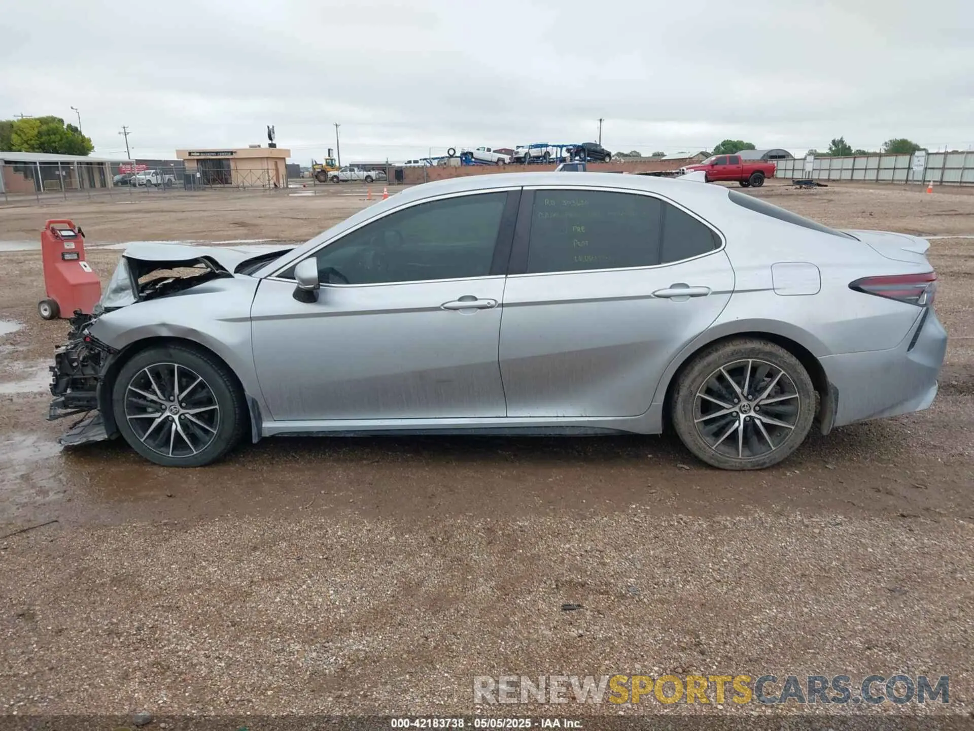 15 Фотография поврежденного автомобиля 4T1G11AK4NU690560 TOYOTA CAMRY 2022
