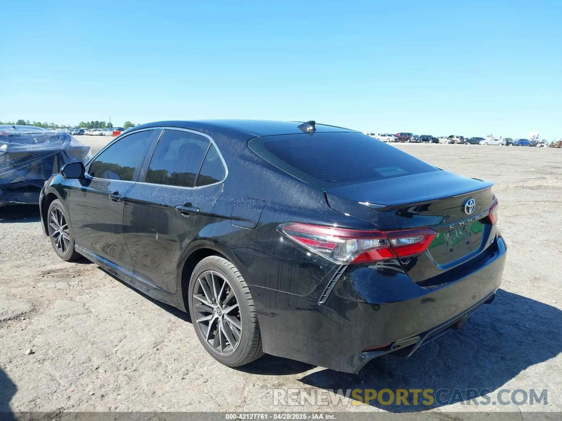 3 Photograph of a damaged car 4T1G11AK4NU716199 TOYOTA CAMRY 2022