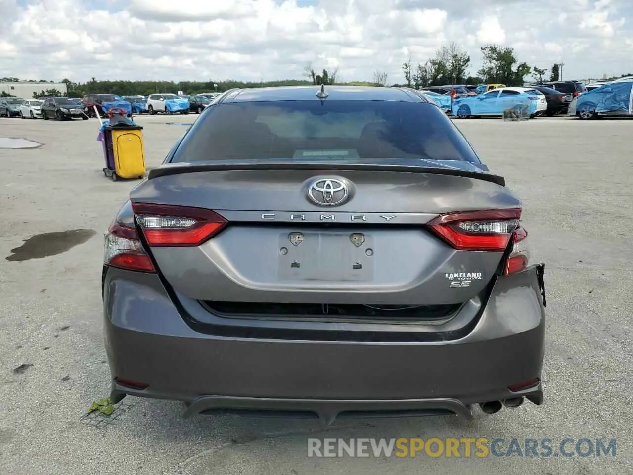 6 Фотография поврежденного автомобиля 4T1G11AK5NU037378 TOYOTA CAMRY 2022
