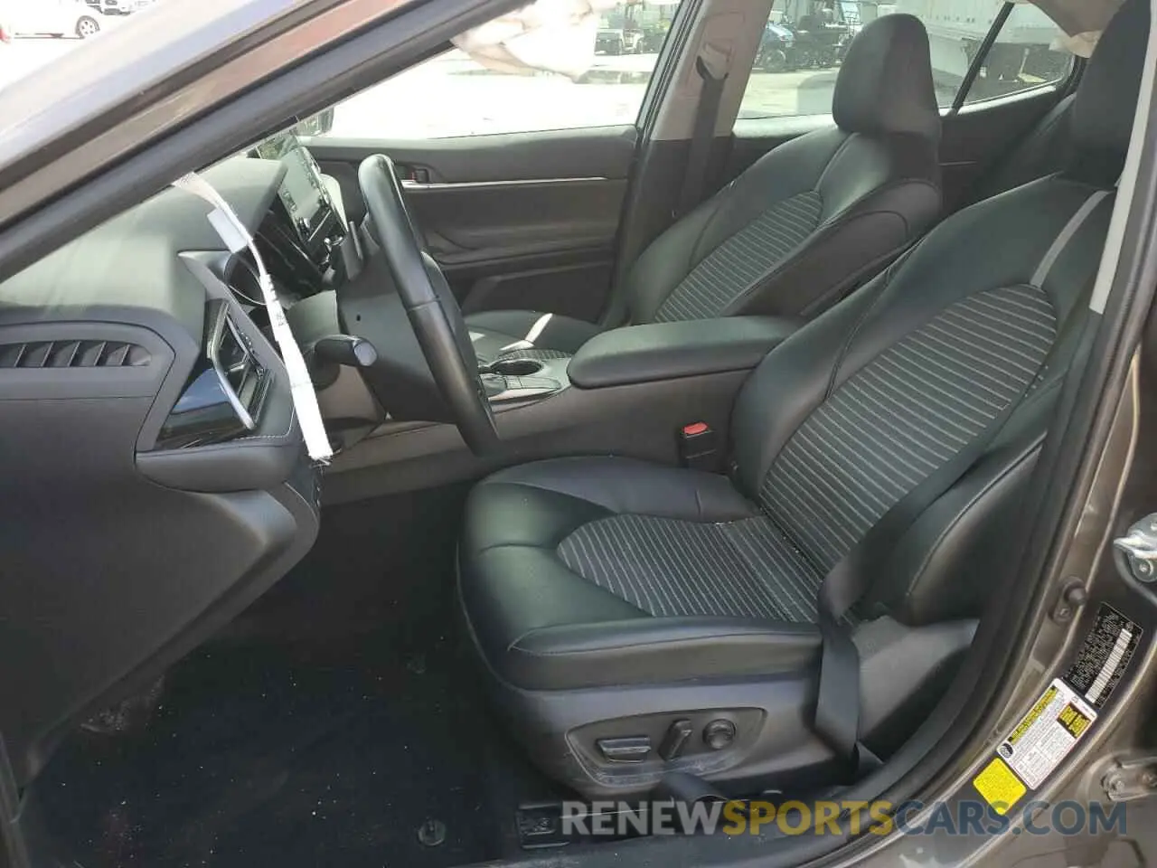 7 Фотография поврежденного автомобиля 4T1G11AK5NU037378 TOYOTA CAMRY 2022