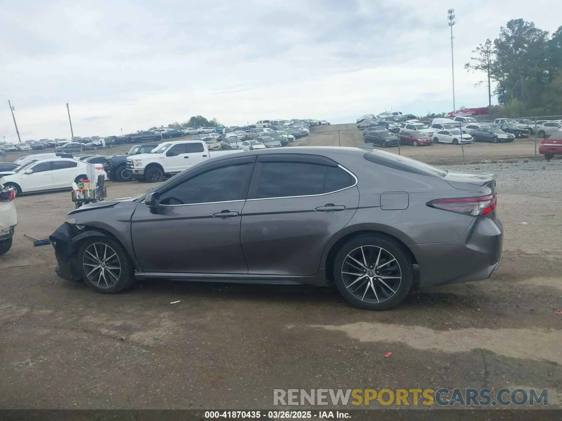 14 Фотография поврежденного автомобиля 4T1G11AK5NU623711 TOYOTA CAMRY 2022