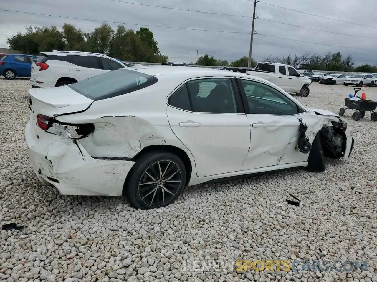 3 Photograph of a damaged car 4T1G11AK5NU624163 TOYOTA CAMRY 2022