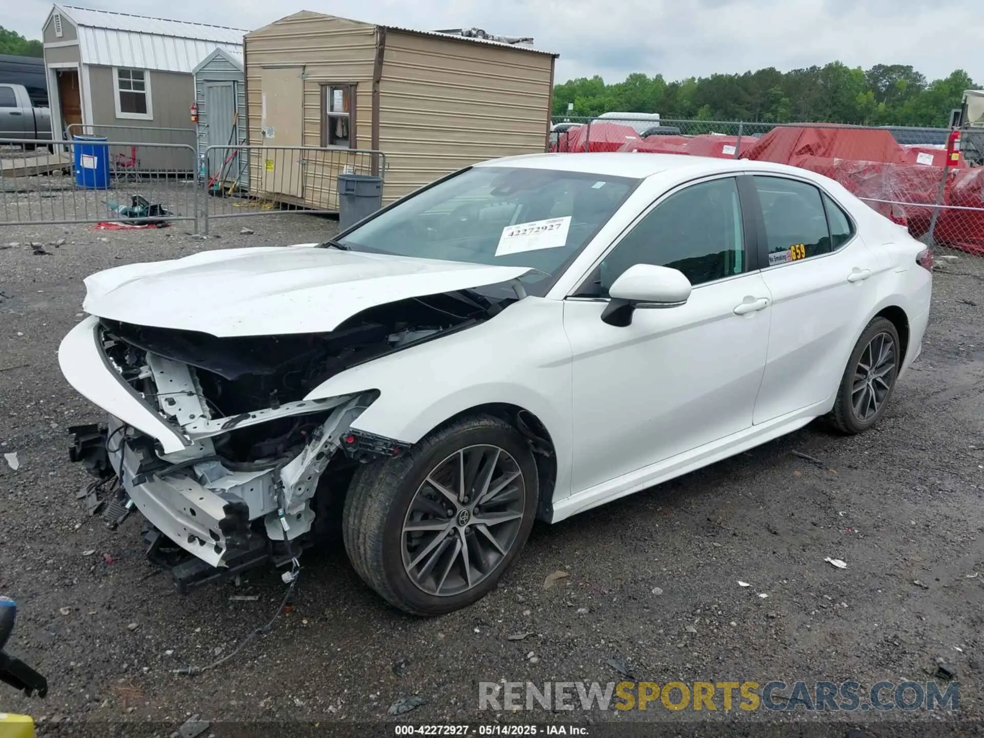 2 Photograph of a damaged car 4T1G11AK5NU672603 TOYOTA CAMRY 2022