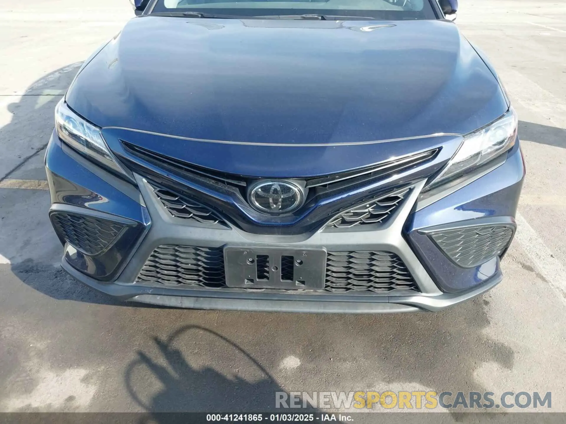 12 Photograph of a damaged car 4T1G11AK5NU718723 TOYOTA CAMRY 2022