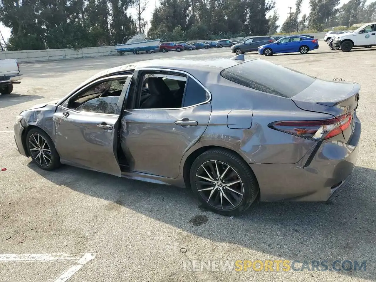 2 Photograph of a damaged car 4T1G11AK6NU076187 TOYOTA CAMRY 2022