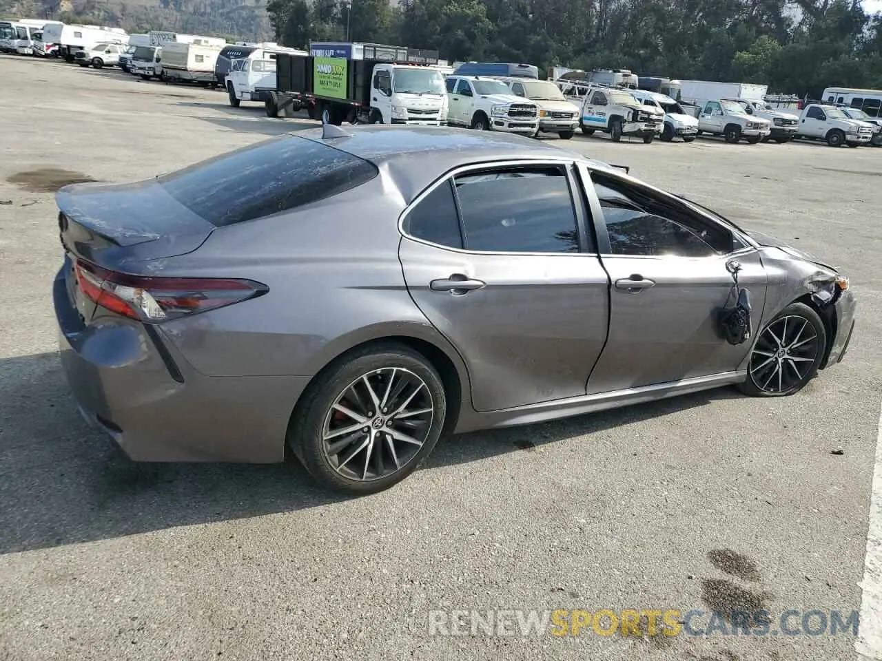 3 Photograph of a damaged car 4T1G11AK6NU076187 TOYOTA CAMRY 2022