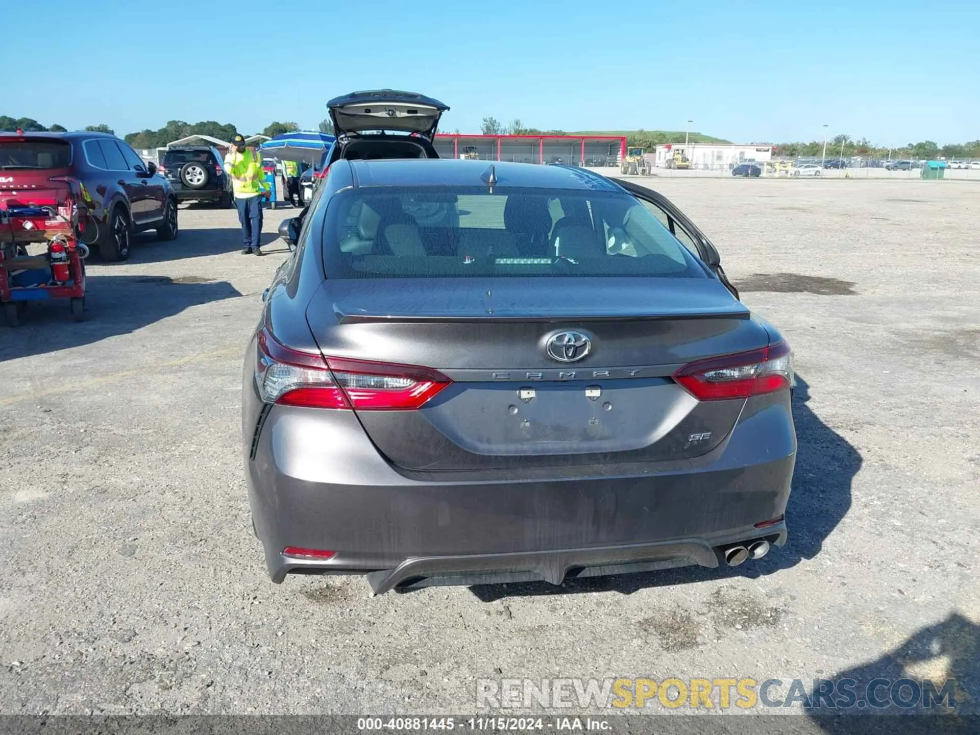 16 Photograph of a damaged car 4T1G11AK6NU499366 TOYOTA CAMRY 2022
