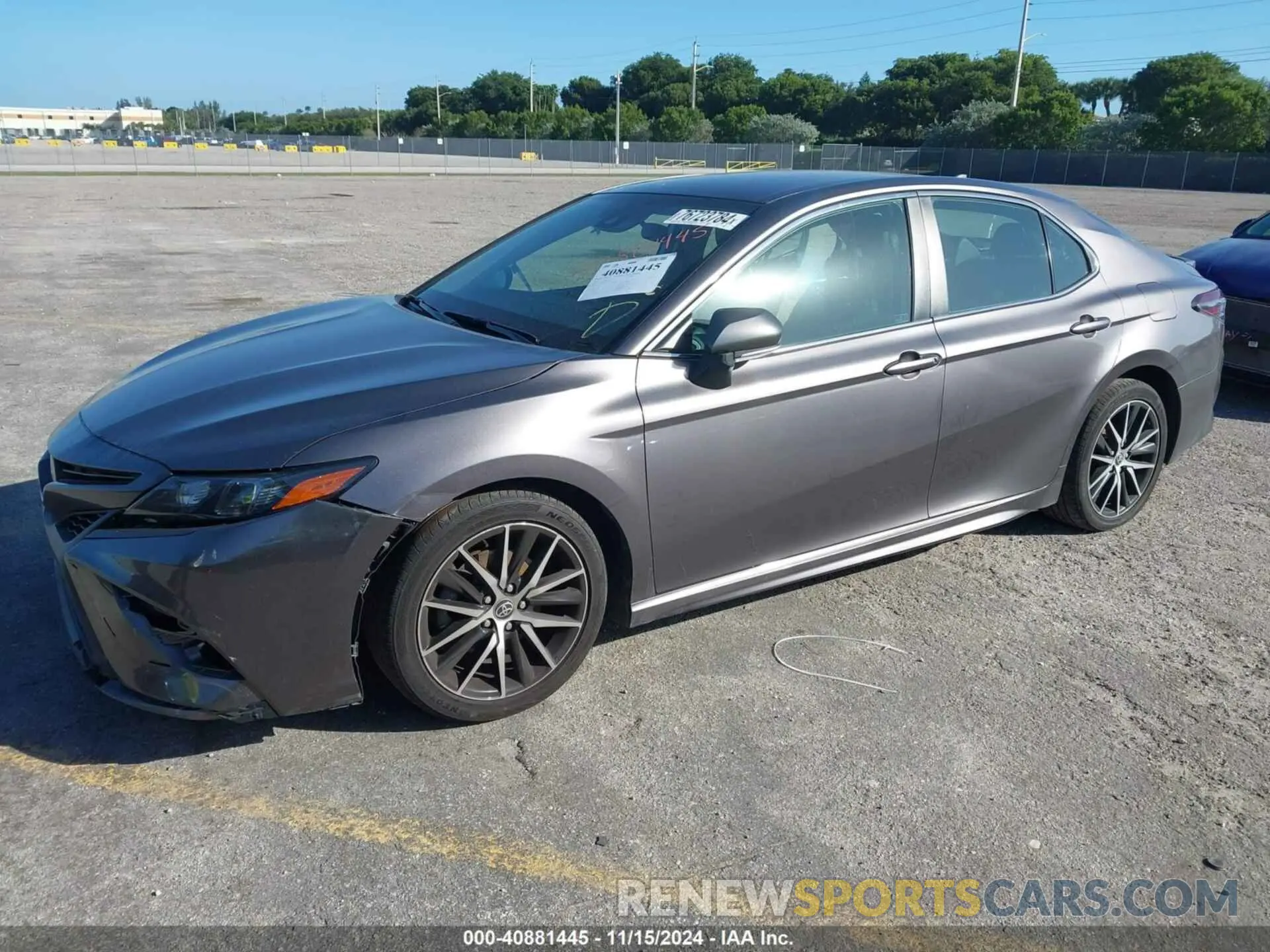 2 Photograph of a damaged car 4T1G11AK6NU499366 TOYOTA CAMRY 2022