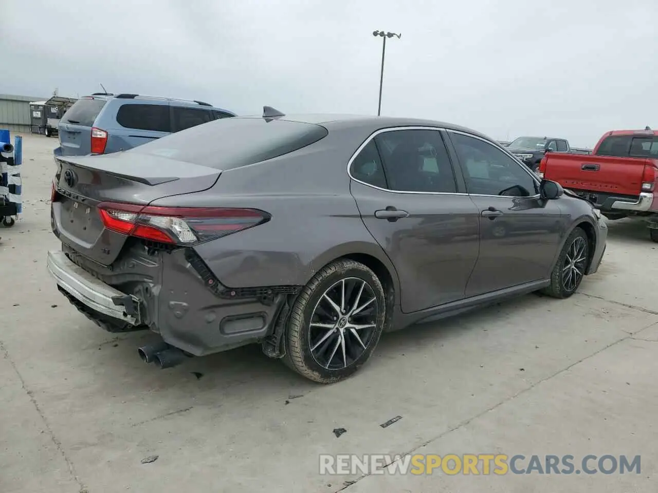 3 Photograph of a damaged car 4T1G11AK6NU652084 TOYOTA CAMRY 2022
