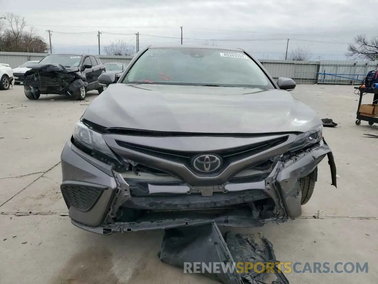 5 Photograph of a damaged car 4T1G11AK6NU652084 TOYOTA CAMRY 2022