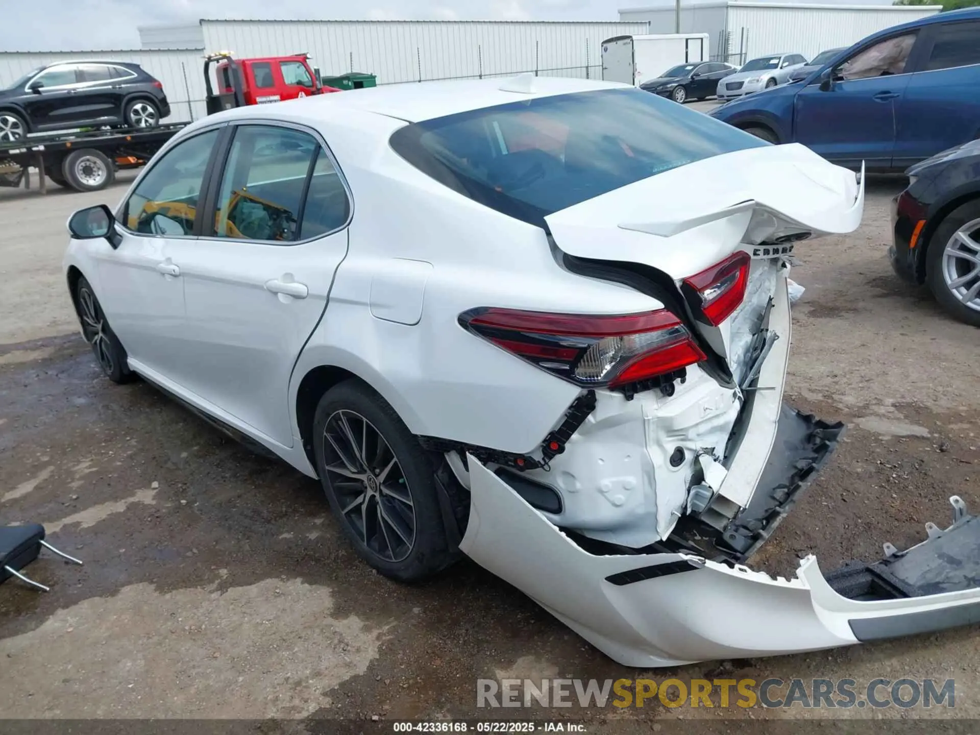 3 Фотография поврежденного автомобиля 4T1G11AK6NU669161 TOYOTA CAMRY 2022