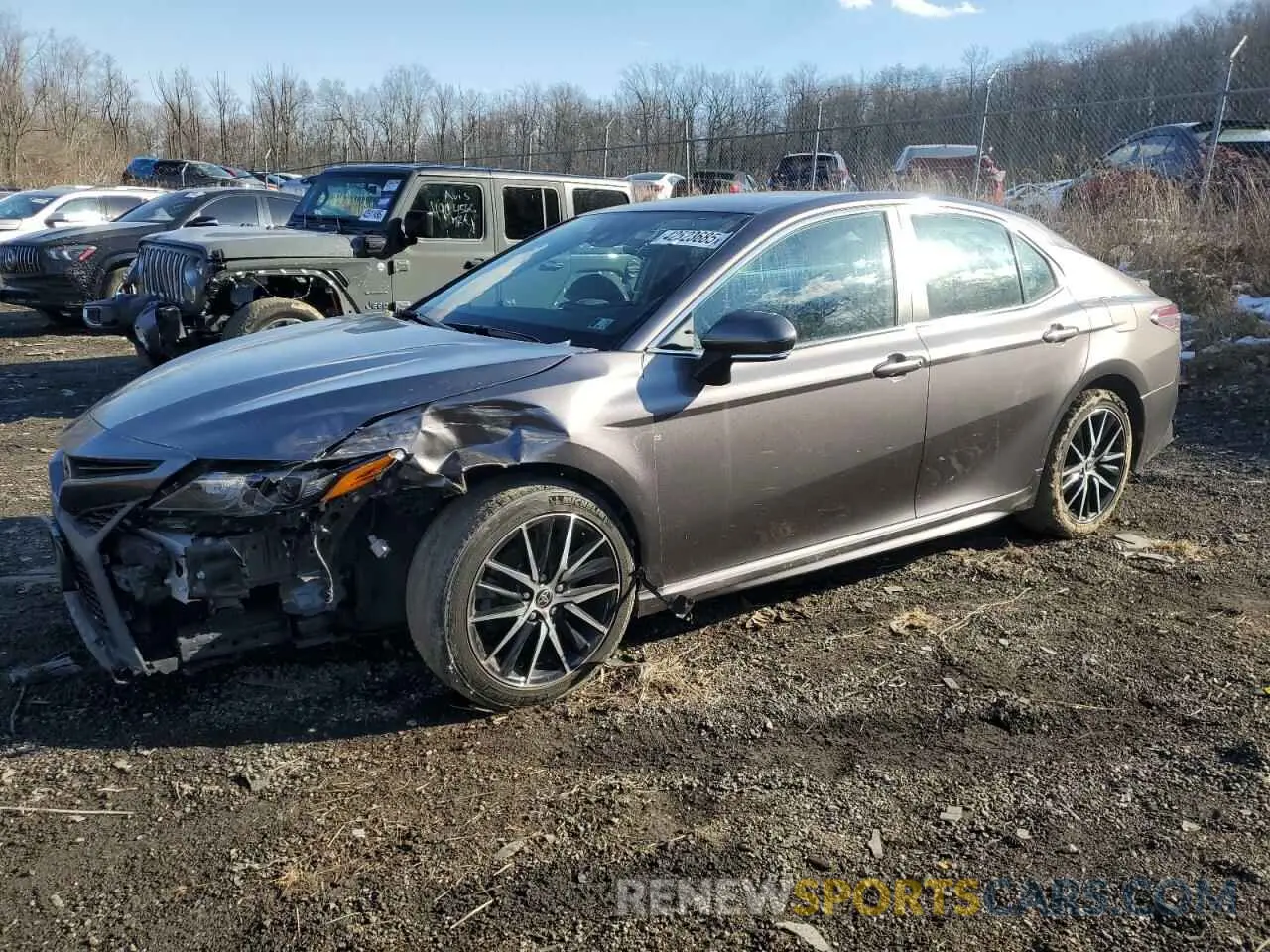 1 Photograph of a damaged car 4T1G11AK6NU669757 TOYOTA CAMRY 2022