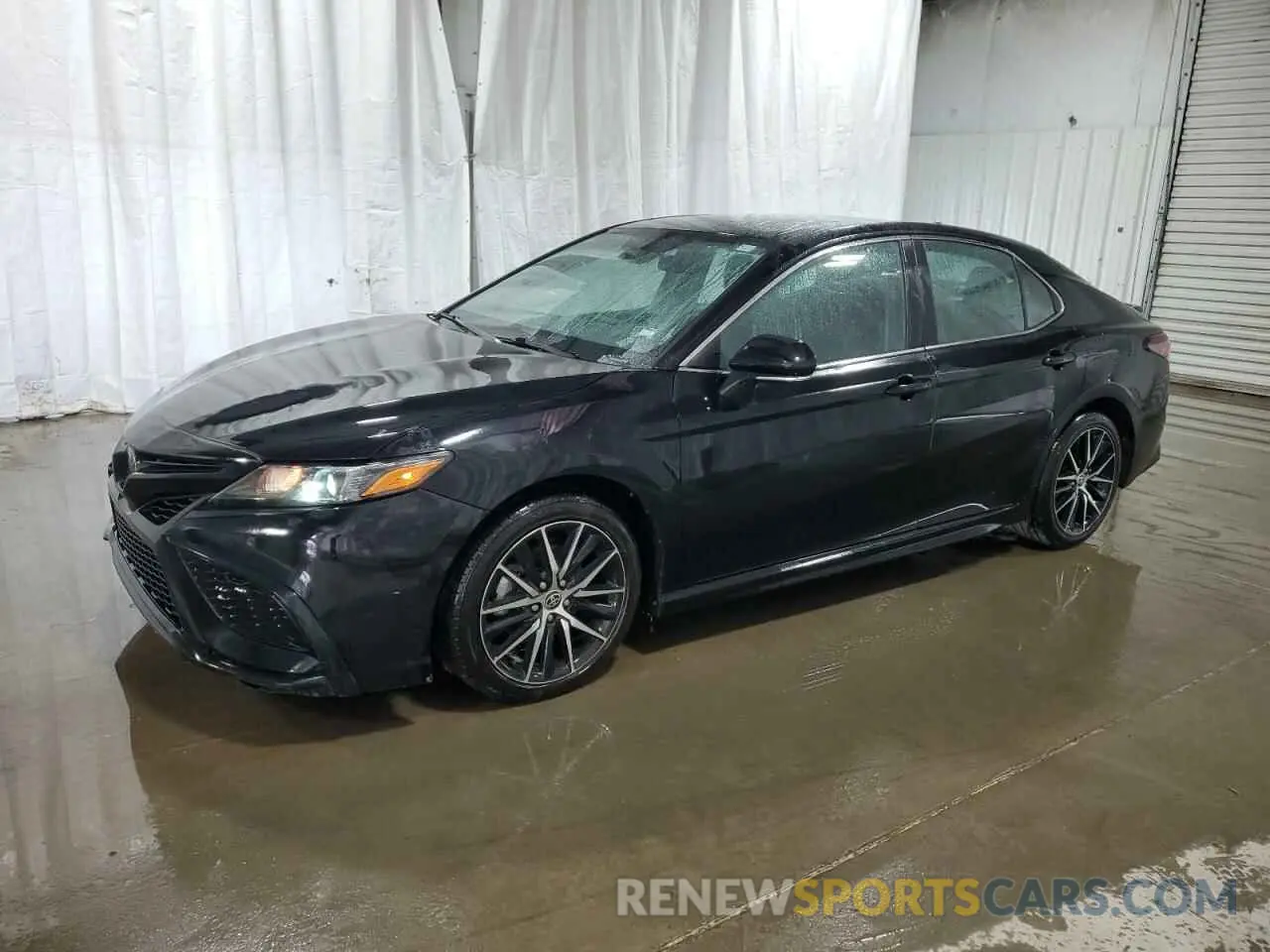 1 Фотография поврежденного автомобиля 4T1G11AK6NU674795 TOYOTA CAMRY 2022