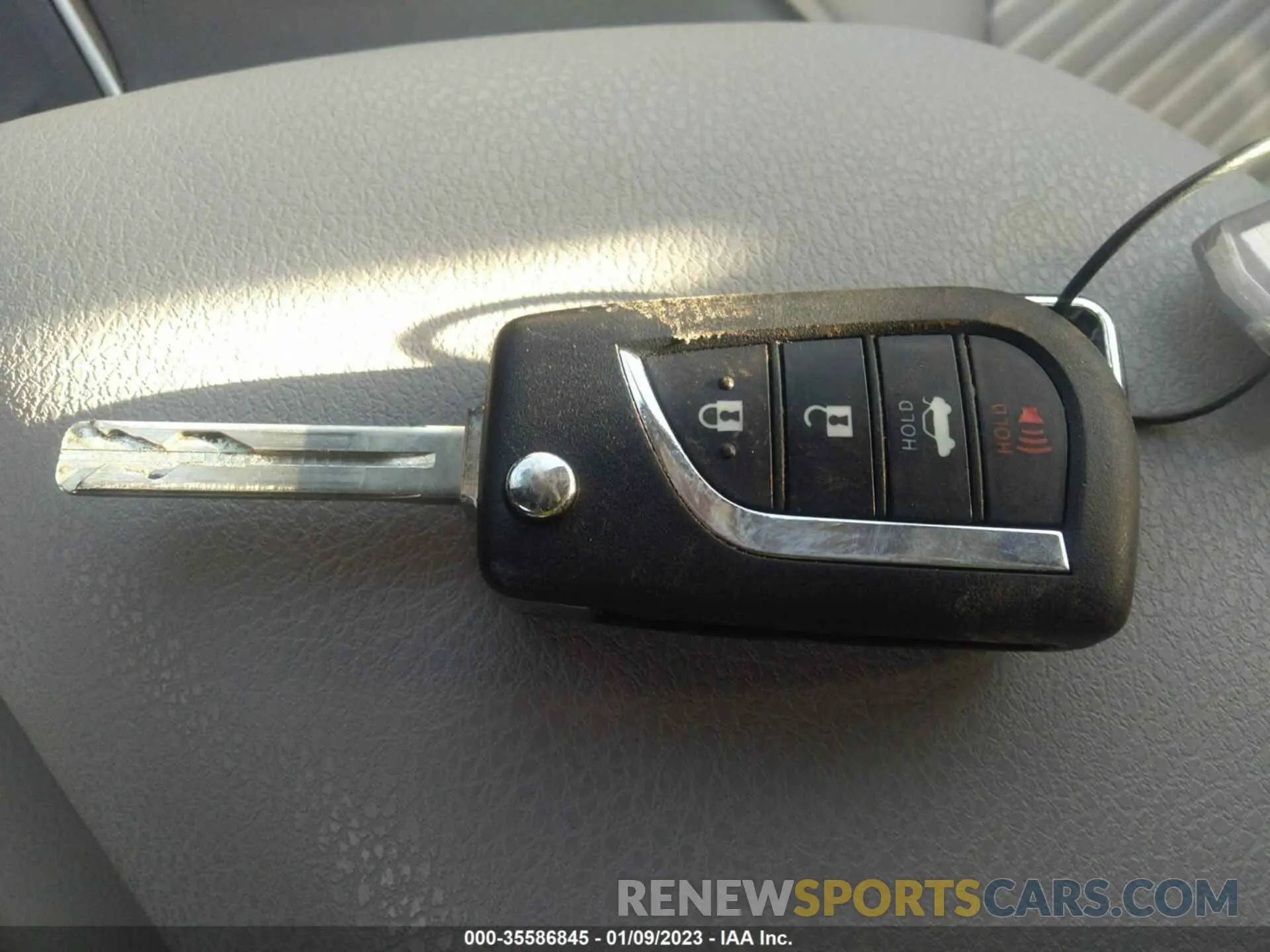 11 Фотография поврежденного автомобиля 4T1G11AK6NU693847 TOYOTA CAMRY 2022