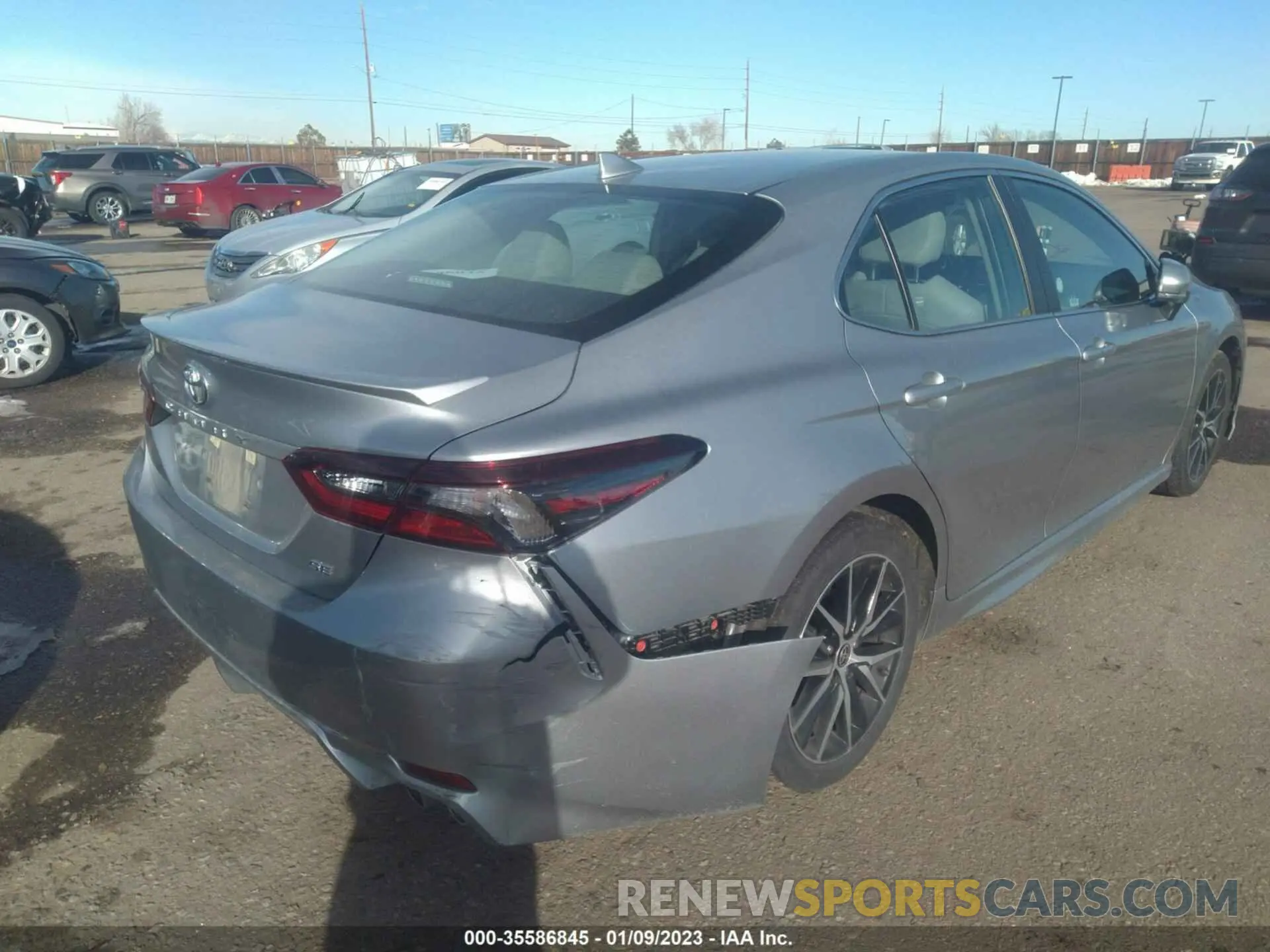 4 Фотография поврежденного автомобиля 4T1G11AK6NU693847 TOYOTA CAMRY 2022