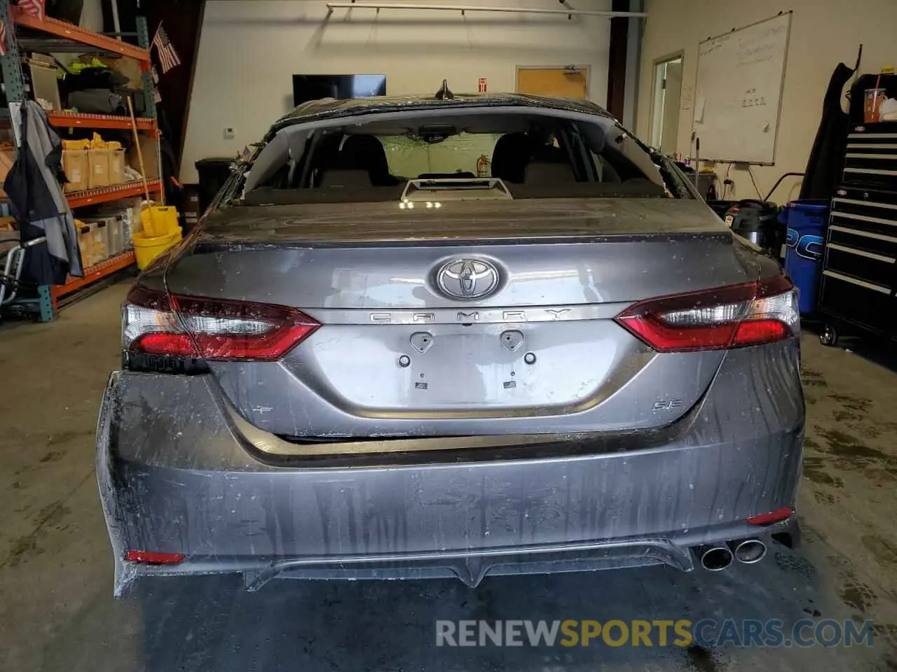 6 Photograph of a damaged car 4T1G11AK6NU697218 TOYOTA CAMRY 2022