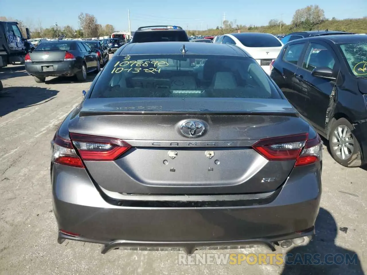 6 Фотография поврежденного автомобиля 4T1G11AK6NU709707 TOYOTA CAMRY 2022